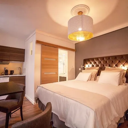 Studio Flat Luxurious - Romantic Balcony * Bordeaux
